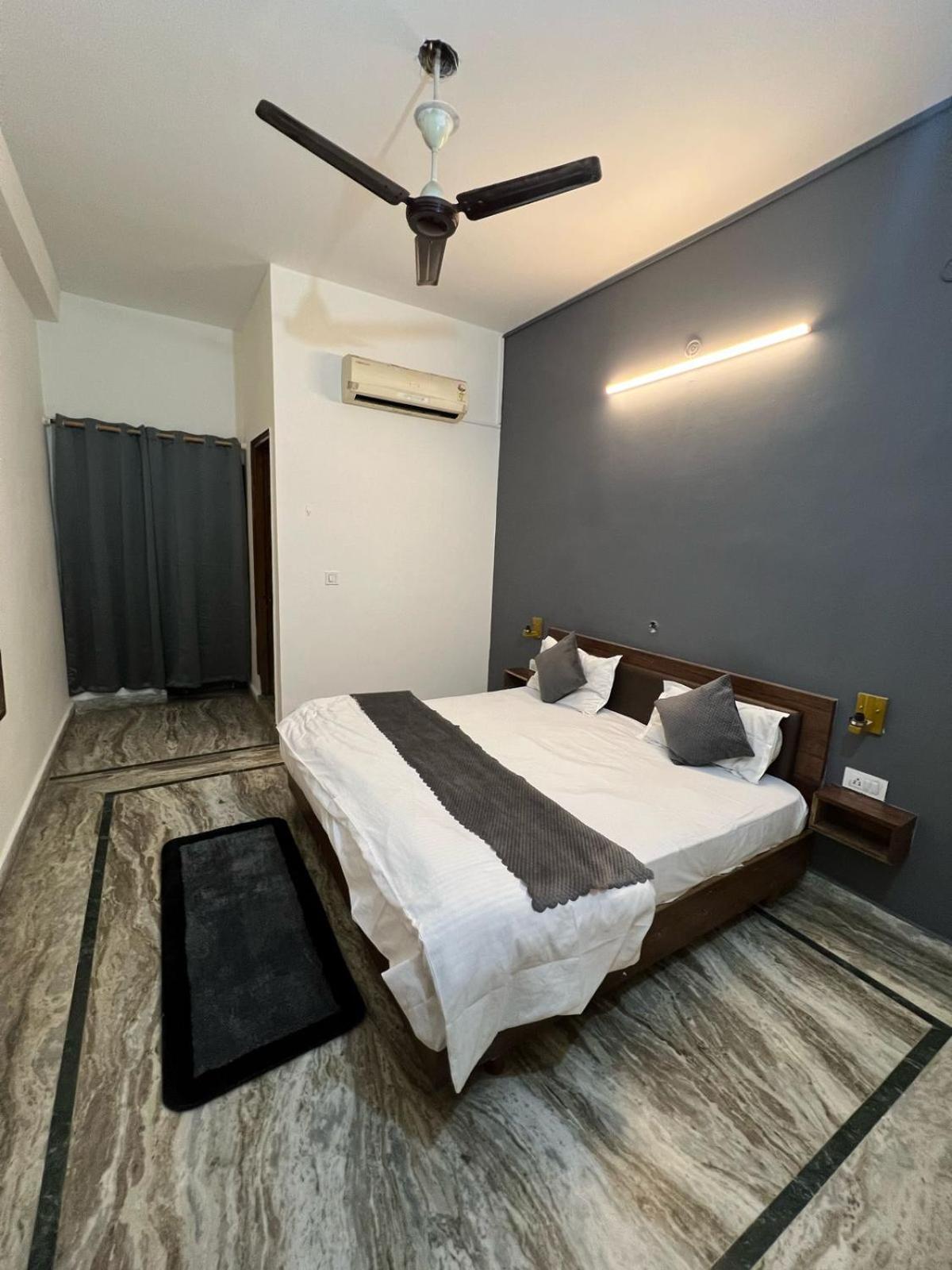 Unplan Hostel Rishikesh Bagian luar foto